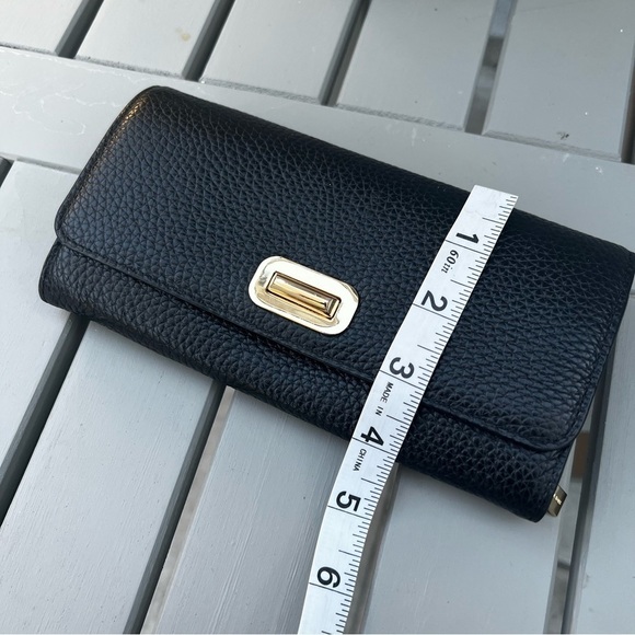 Michael Kors Sullivan Black Bifold Wallet - Picture 10 of 11
